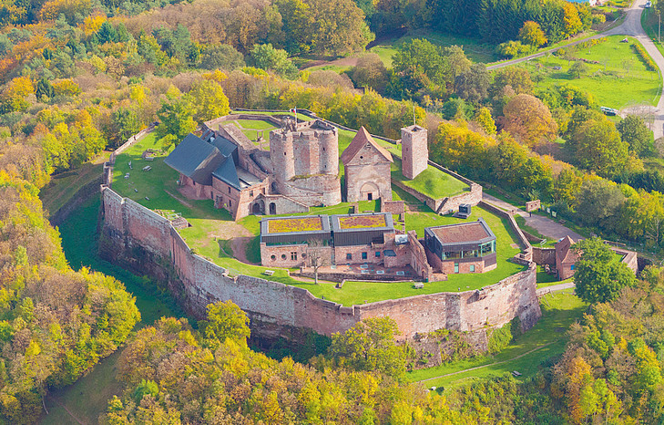 chateau-village-lichtenberg-bas-rhin_0_729_466_455060327